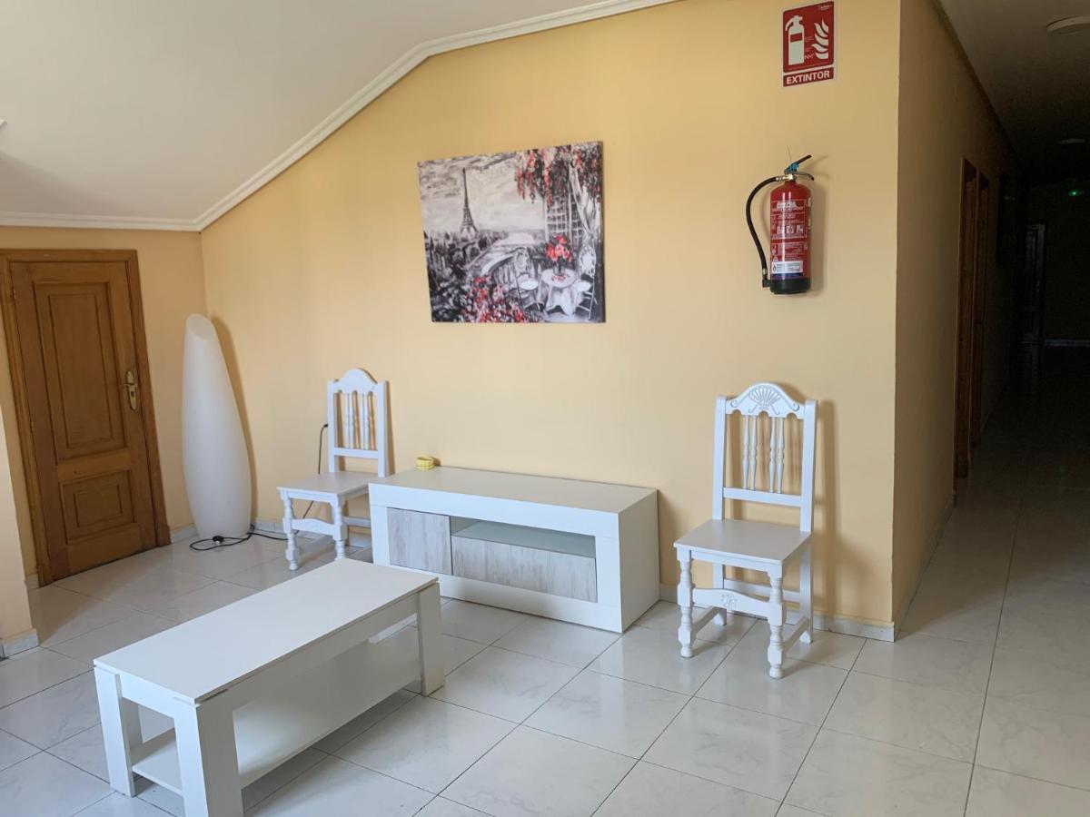 Hostal Sequeiros San Ciprian de Vinas Екстер'єр фото
