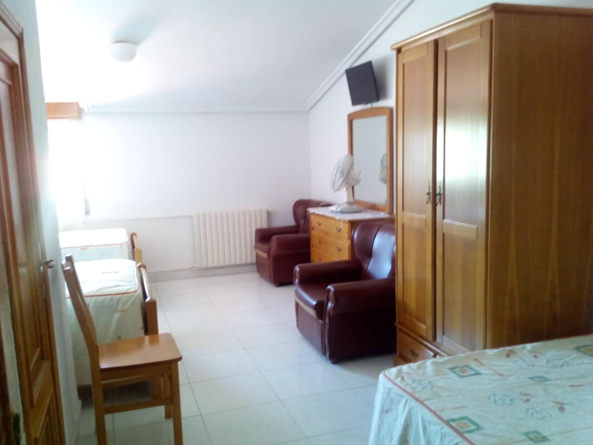 Hostal Sequeiros San Ciprian de Vinas Екстер'єр фото