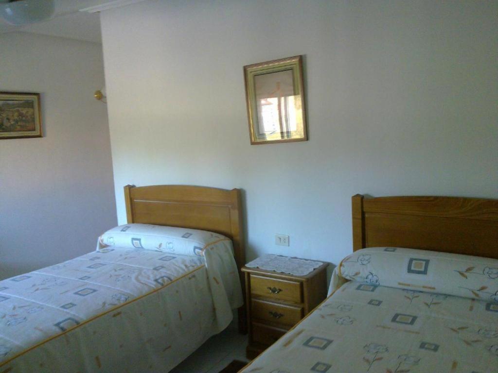 Hostal Sequeiros San Ciprian de Vinas Екстер'єр фото
