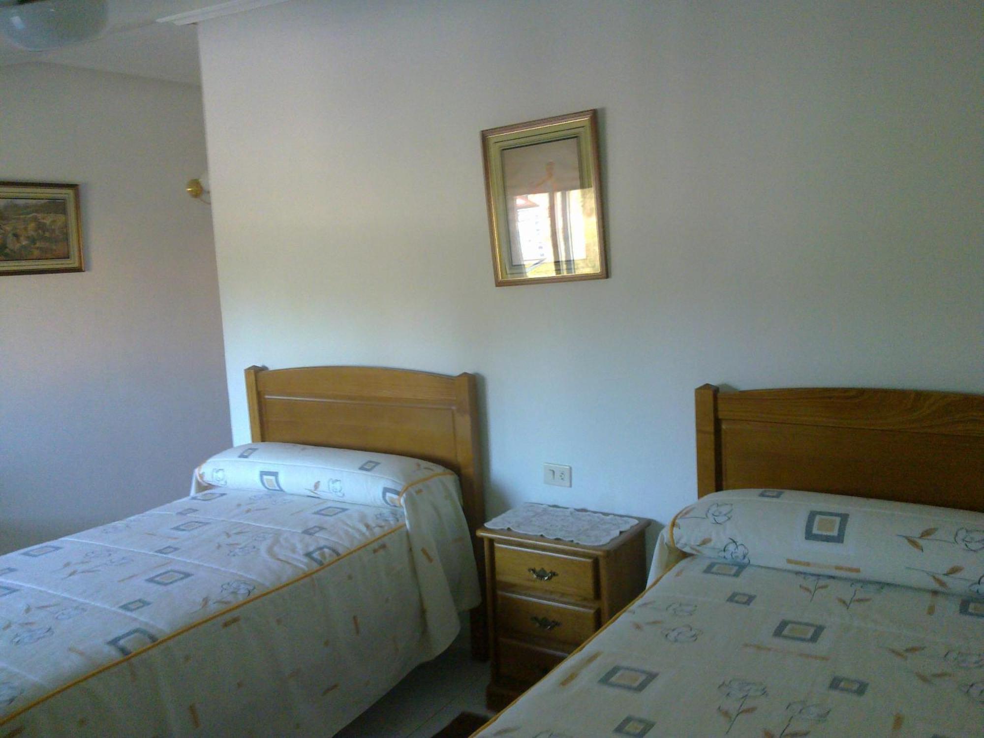 Hostal Sequeiros San Ciprian de Vinas Екстер'єр фото