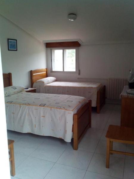 Hostal Sequeiros San Ciprian de Vinas Номер фото