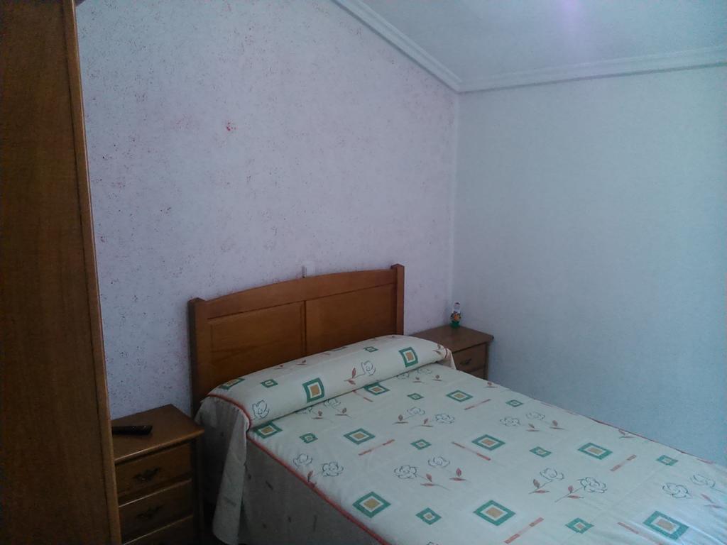 Hostal Sequeiros San Ciprian de Vinas Екстер'єр фото