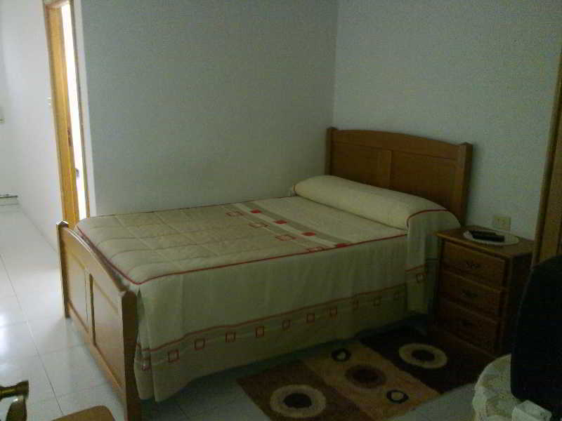 Hostal Sequeiros San Ciprian de Vinas Екстер'єр фото